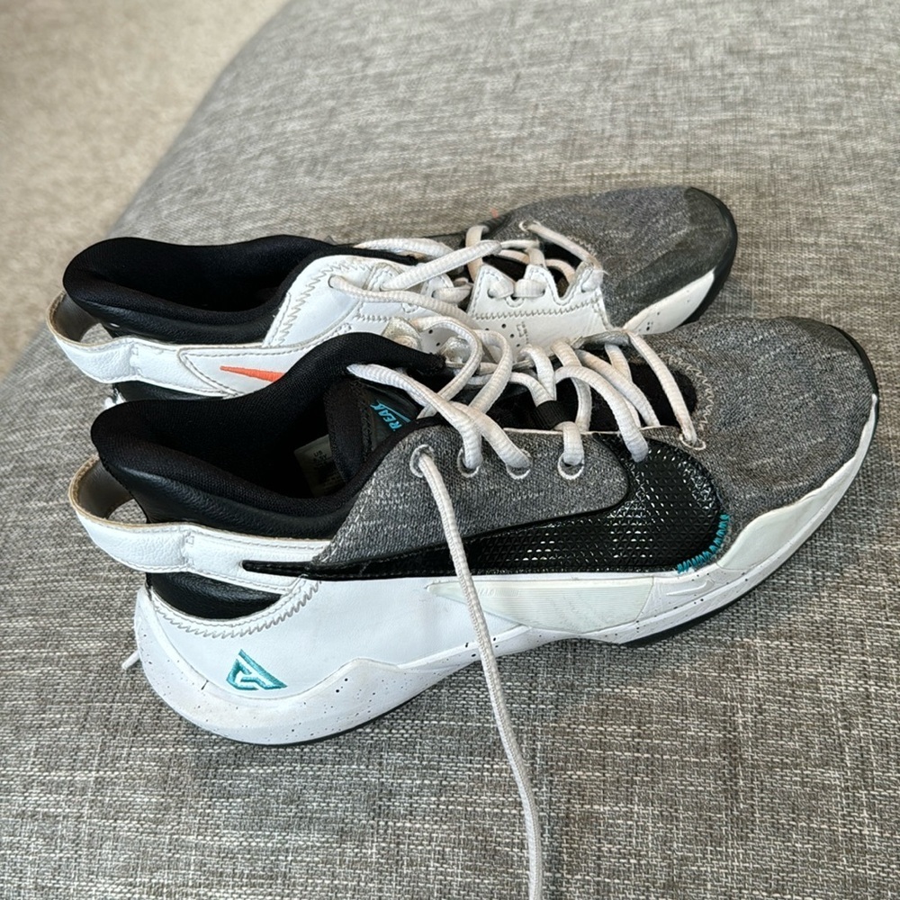 Nike Zoom Freak 2 Giannis Antetokounmpo Denim